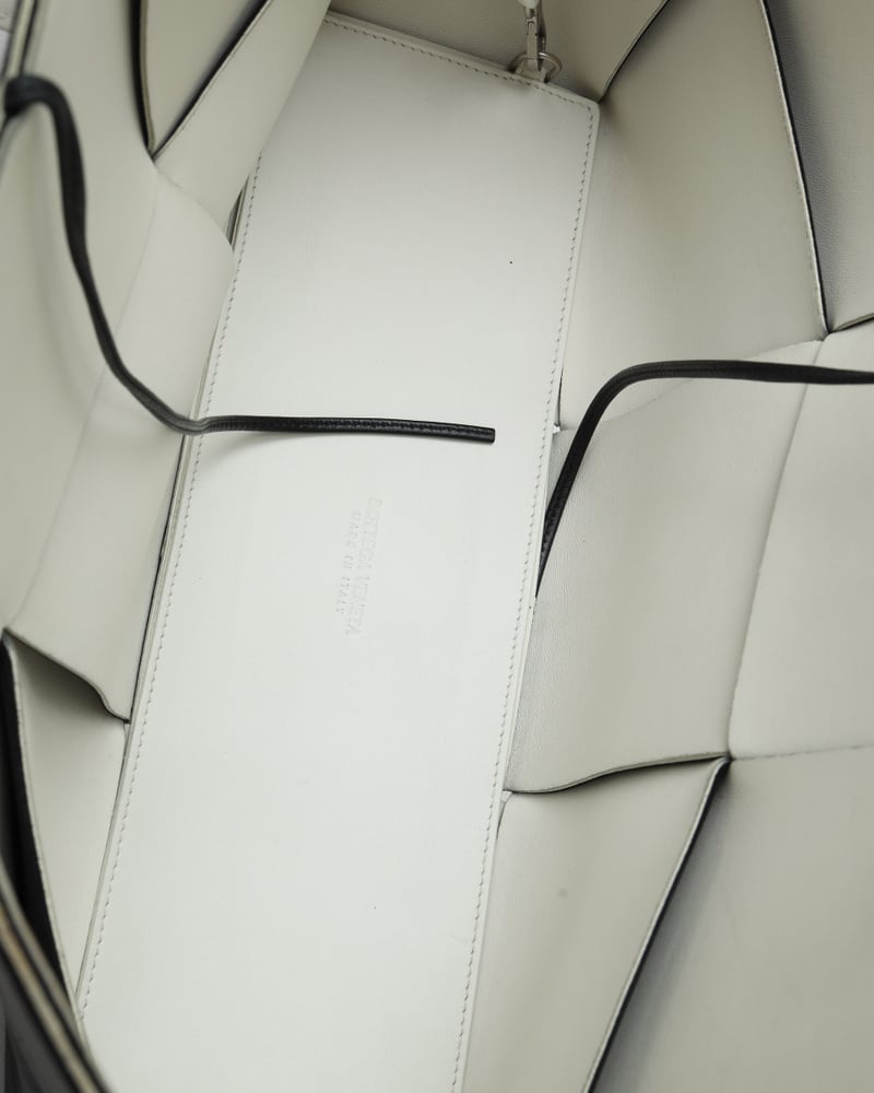 16495_e3830cfe32-2240003638789-9-full