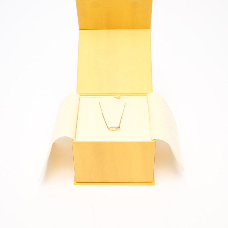 17506_298bb9420c-a3164667_4-square