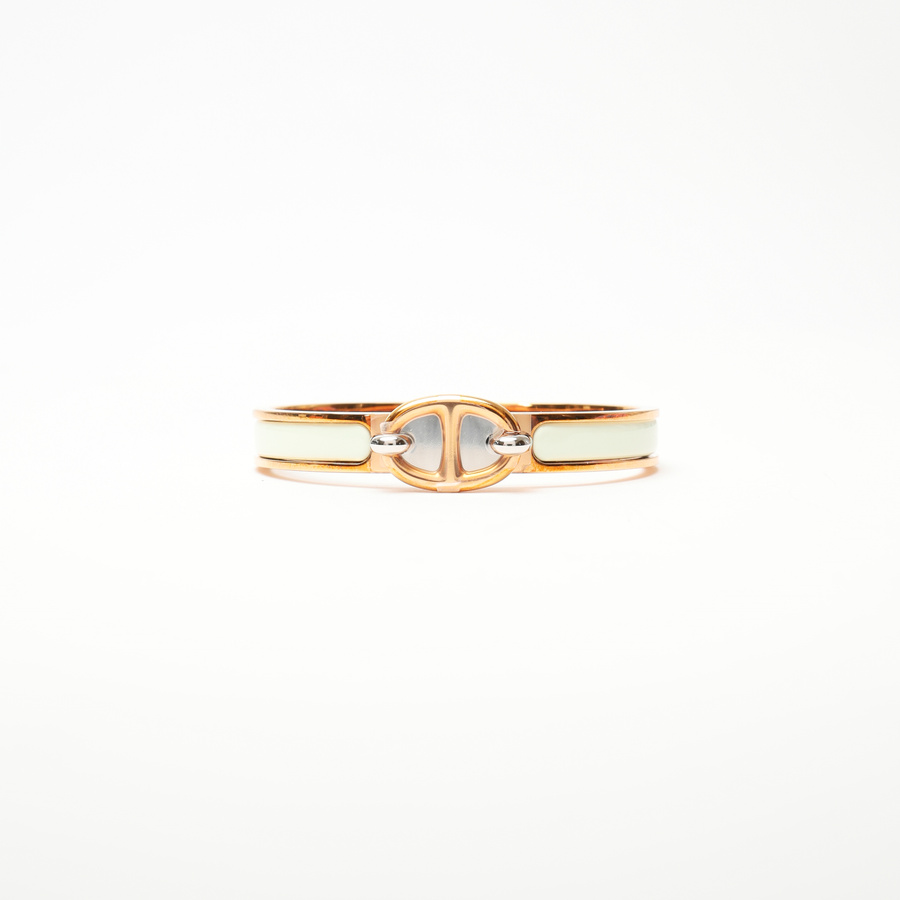 17728_28427bee82-792-35614_1-square