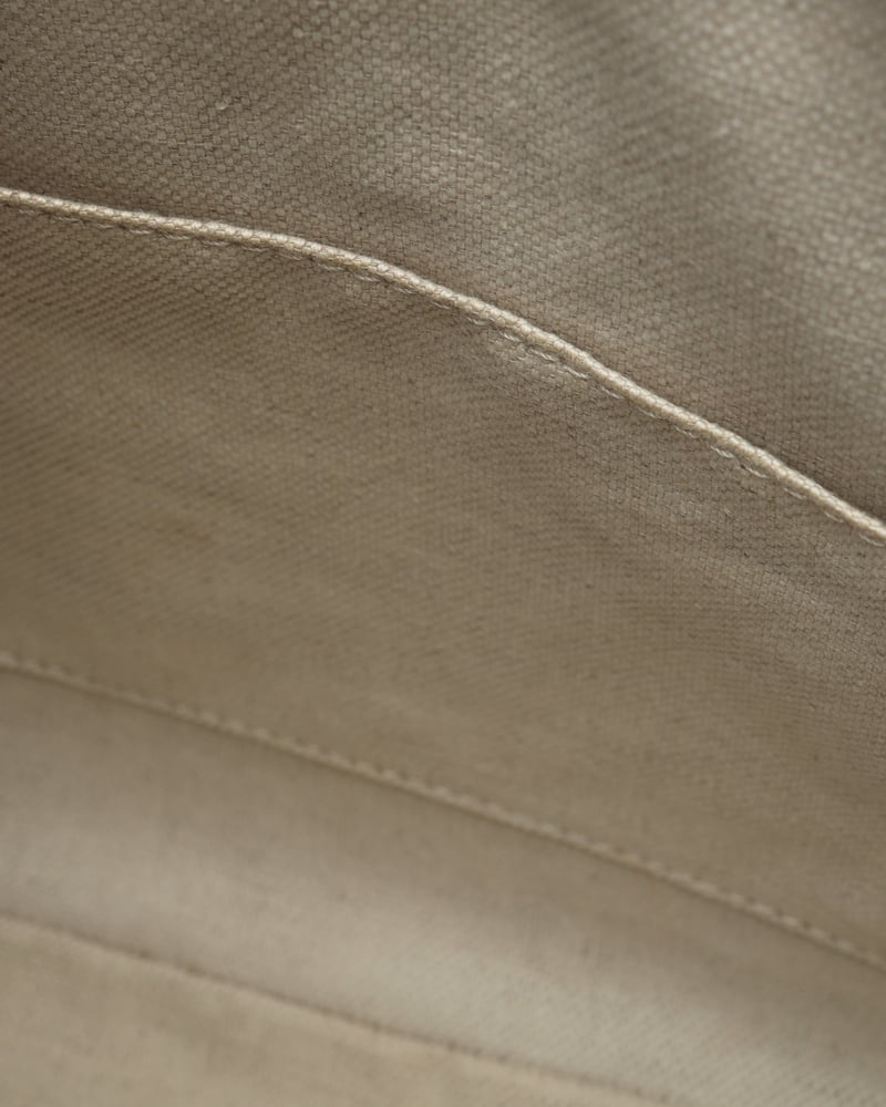 17879_184b3e8704-792-33126_12-full