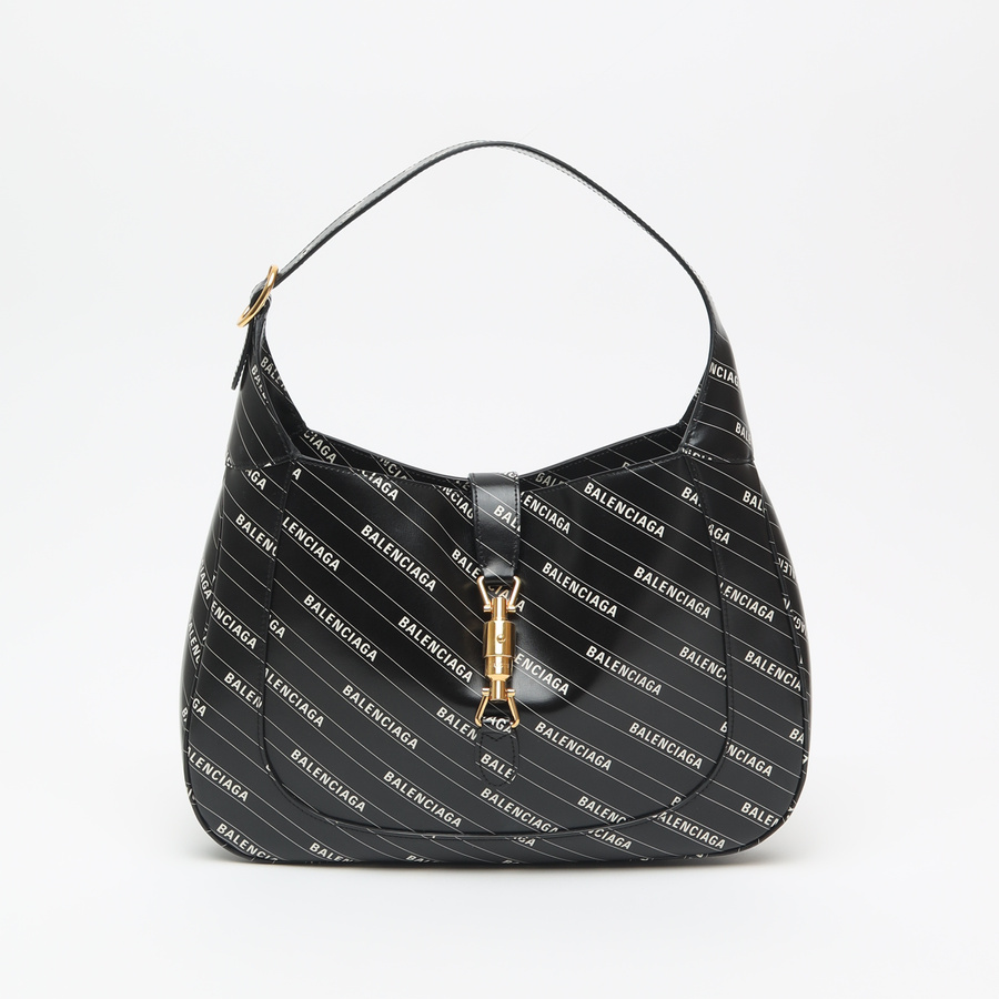 17879_4115f9ffd9-792-33126_1-square