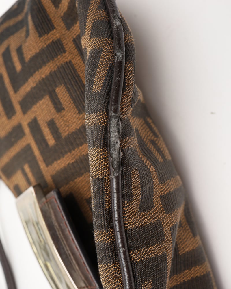 17981_5cb490a308-245707769_6-full