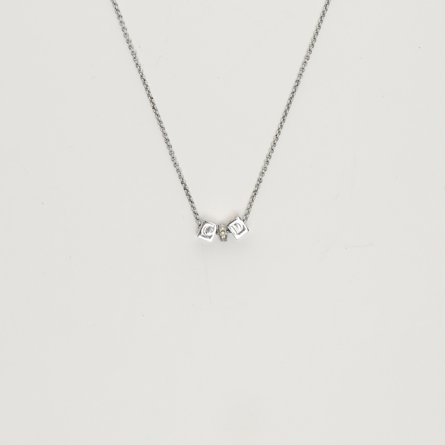 18369_b0ded26b1d-794-24505_2-square