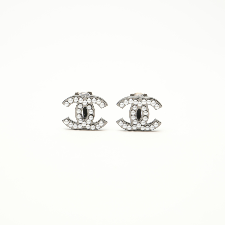 18627_5dac44d7de-796-34850_1-square