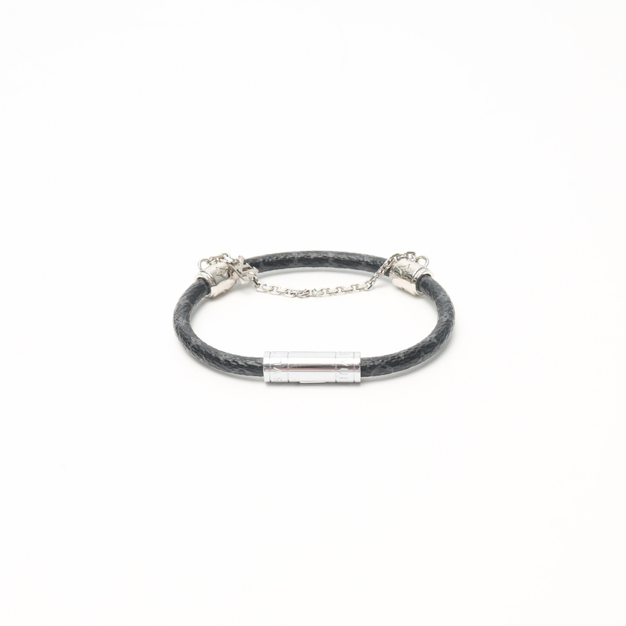 19227_e68bceffdc-796-39235_2-square