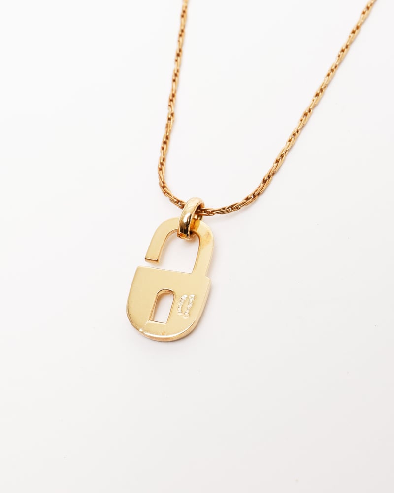 19885_3b9fd902fe-799-25058_3-full