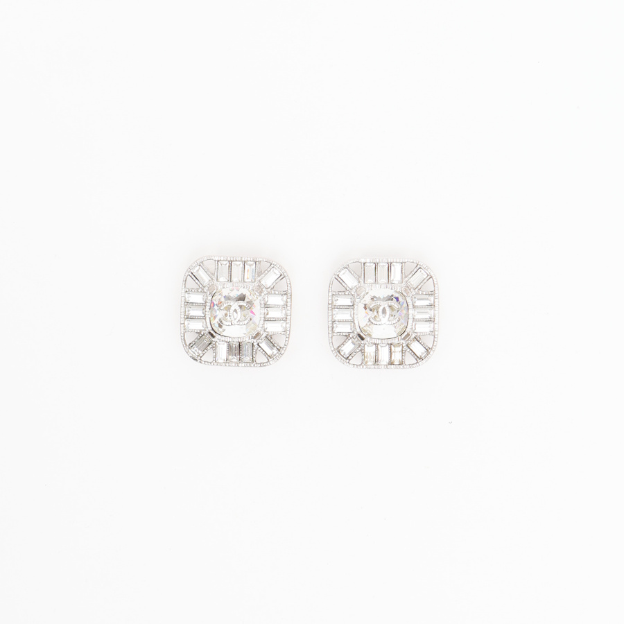 20680_95283be21a-2250000008980_2-square