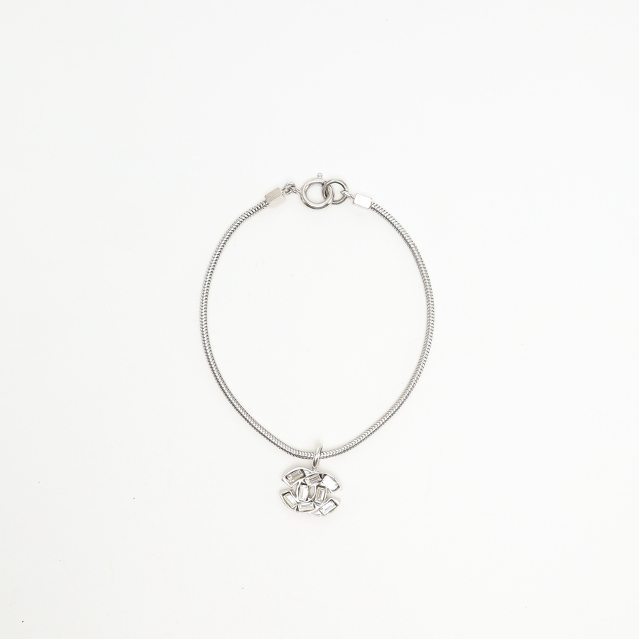 20915_d214d90e9f-799-42374_1-square