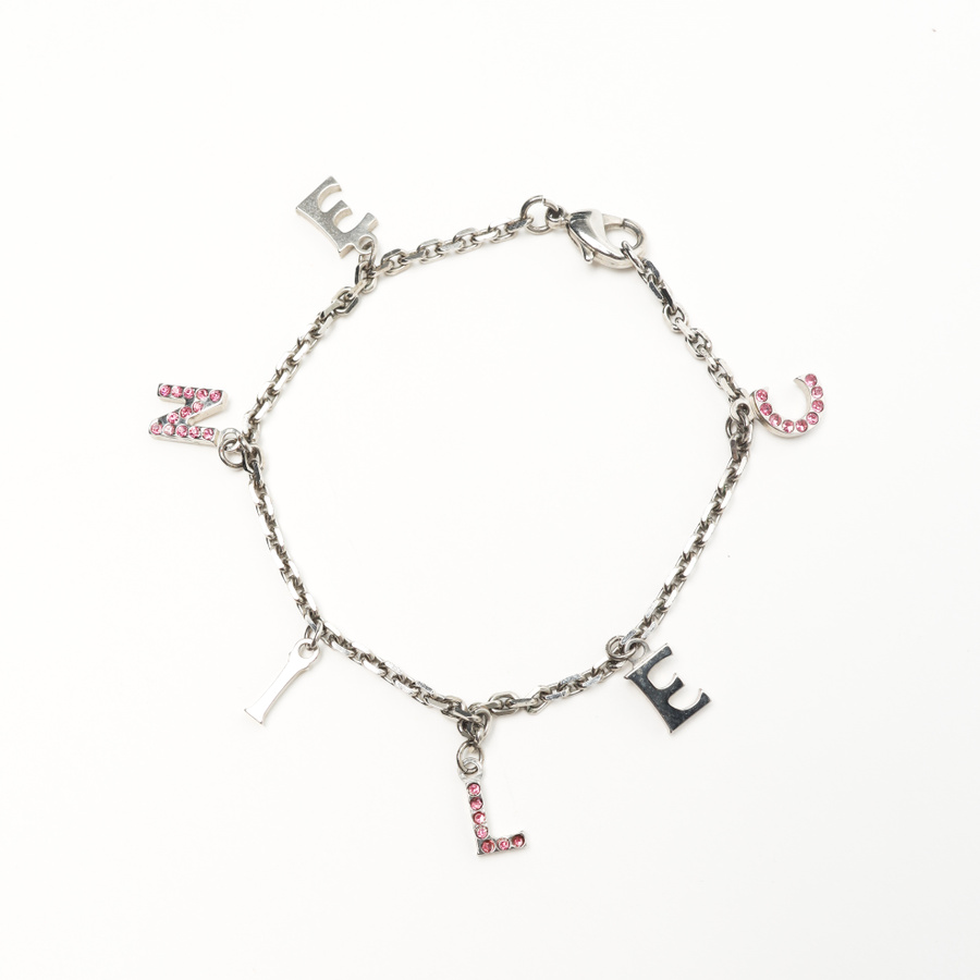 21053_2a0a40598a-802-37010_1-square