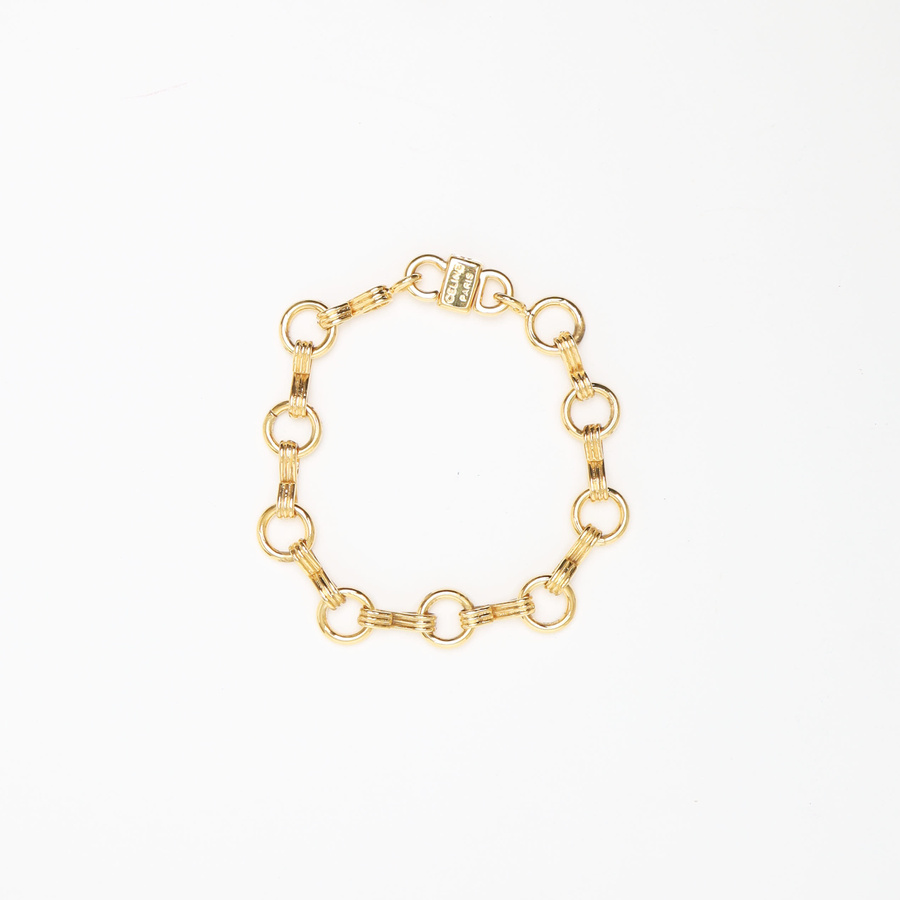 21379_a2679d031f-802-22653_2-square