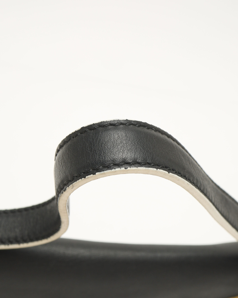 21454_c43af7ba8a-804-23556_8-full