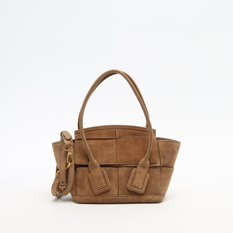 21466_fe9e3dc0e5-2250000446072_1-square