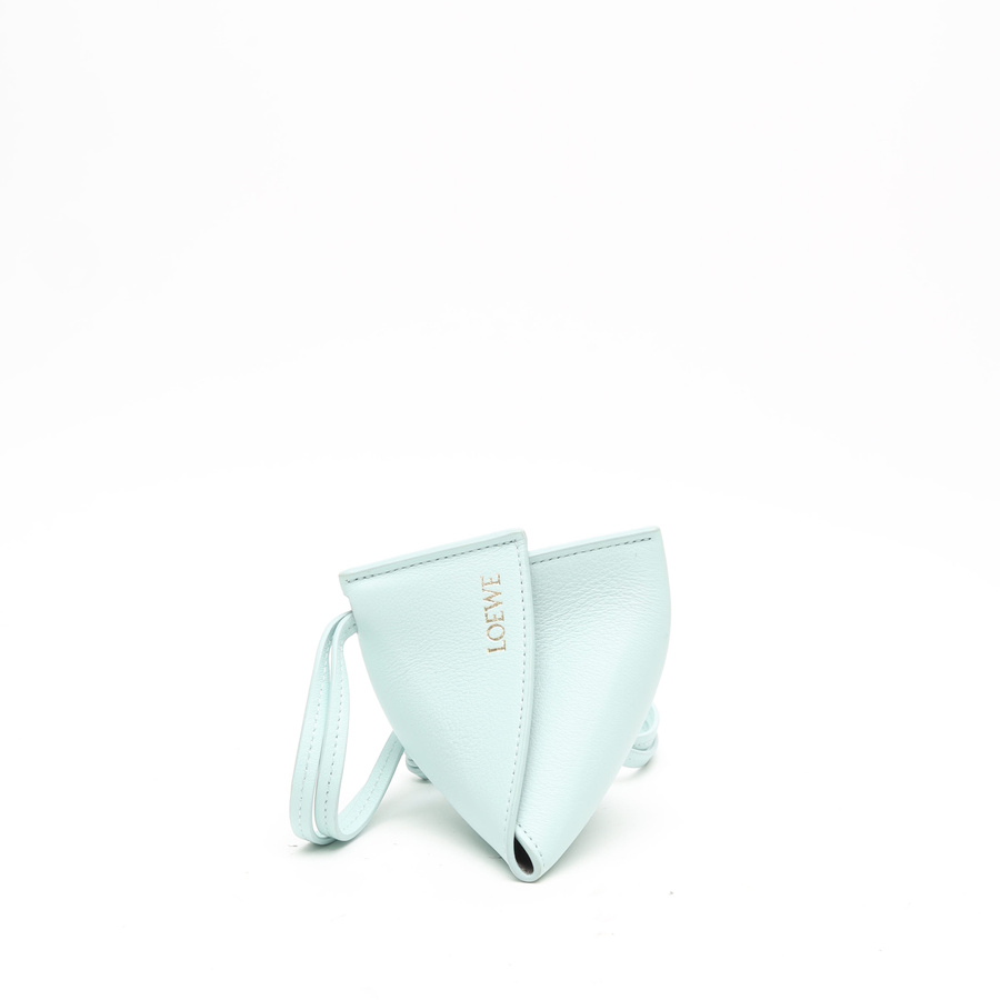 21807_7c87d3899d-2250000459003_1-square