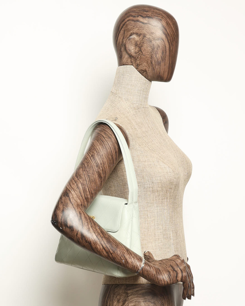 21933_1807a7d10c-2250000271490_17-full