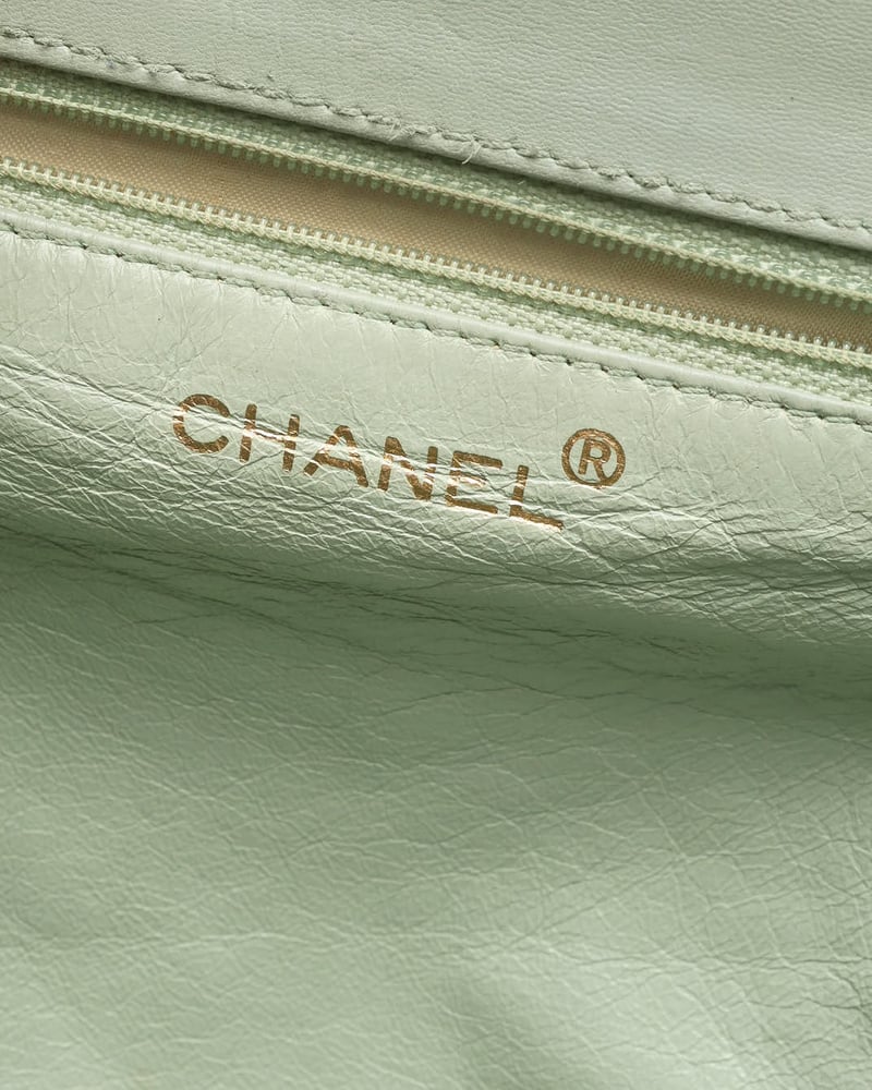 21933_f80f241800-2250000271490_12-full