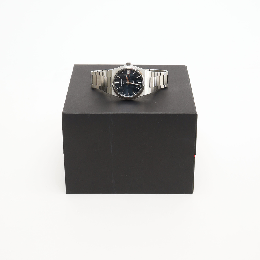 22056_9318a31171-807-26358_1-square