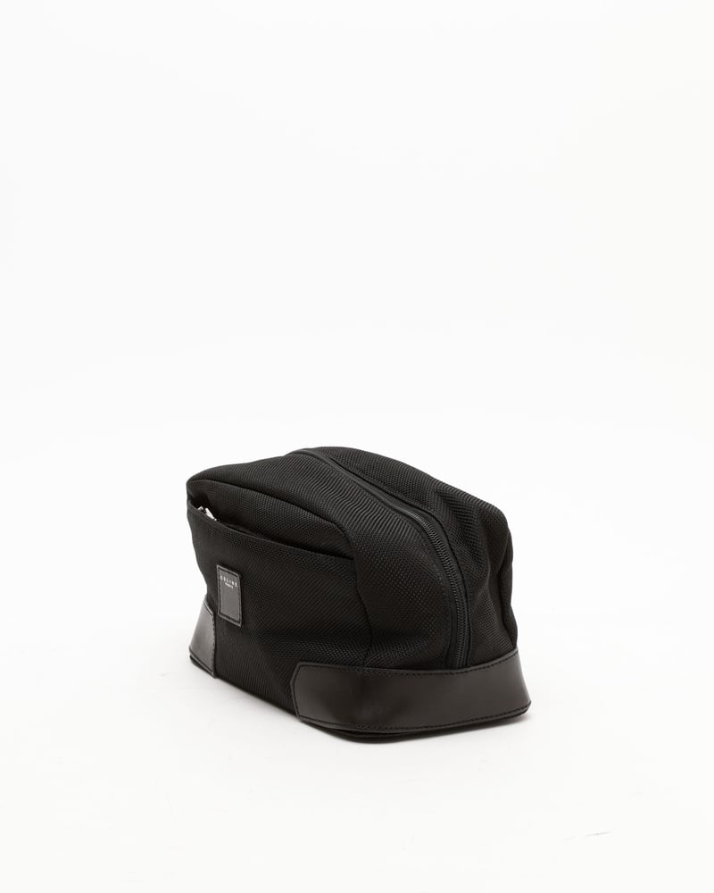 22100_883df9e8e4-805-47443_2-full