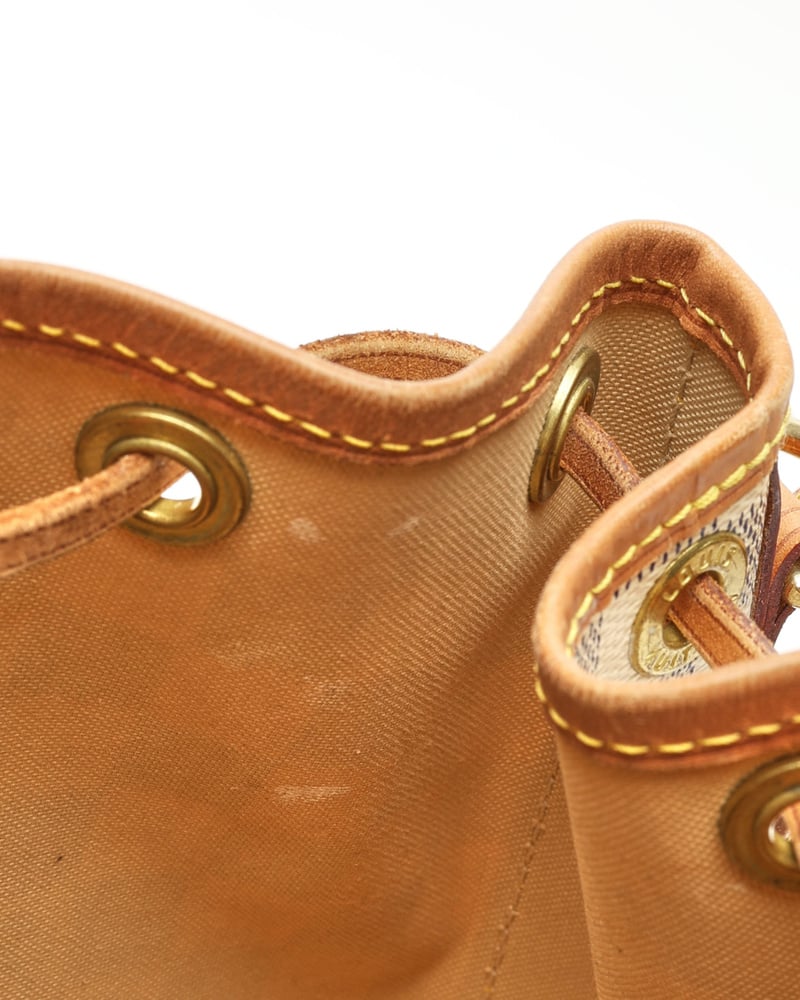 22159_4236792b88-807-25749_14-full