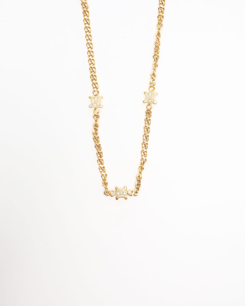 22176_8d81586d3f-805-26901_1-full