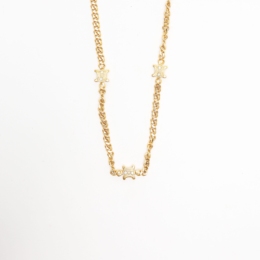 22176_8d81586d3f-805-26901_1-square