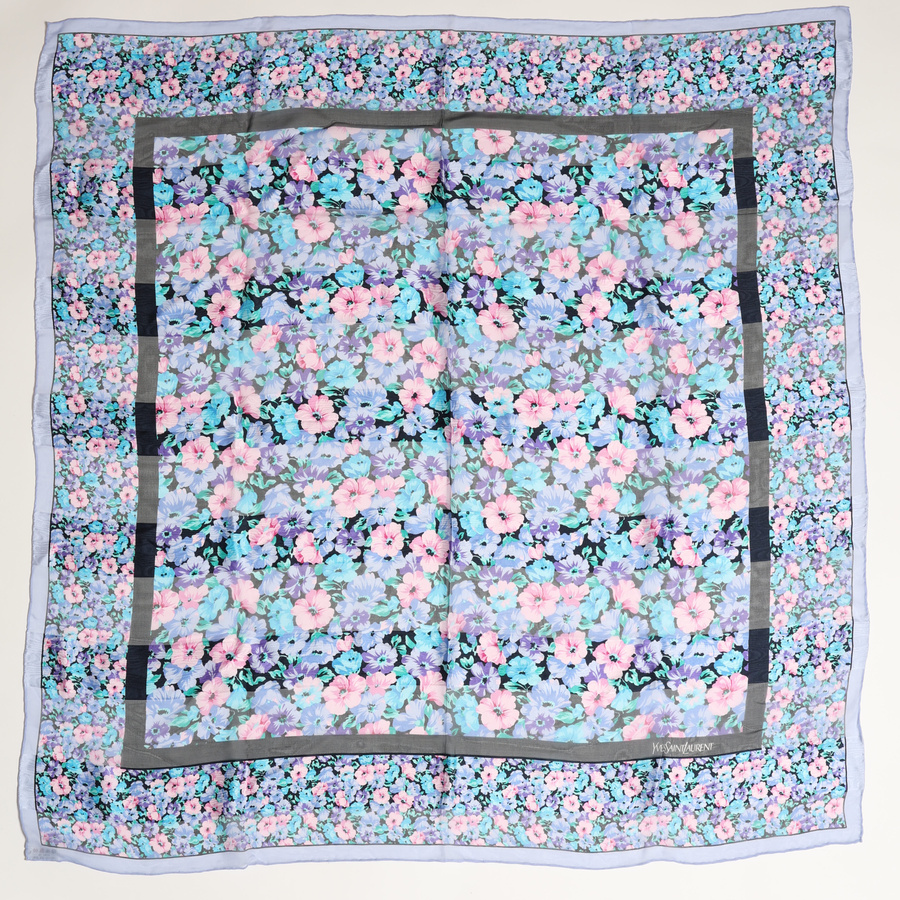 22249_ced321db5e-806-46270_1-square