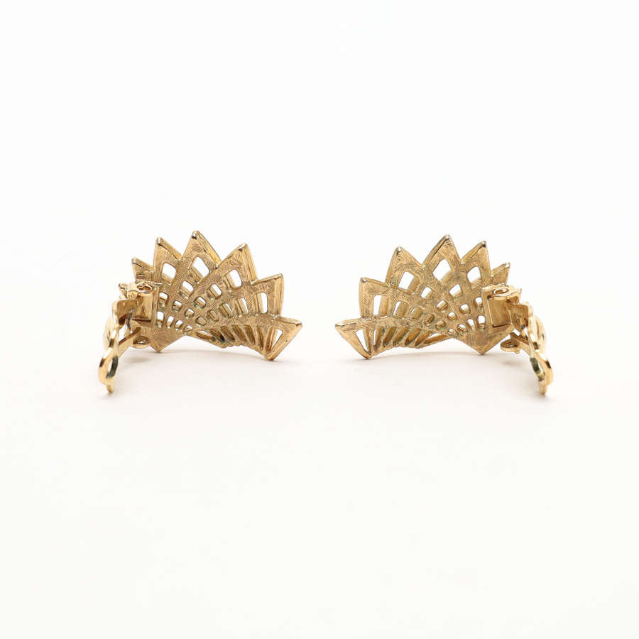 22274_2dbd68411f-805-36470_2-square