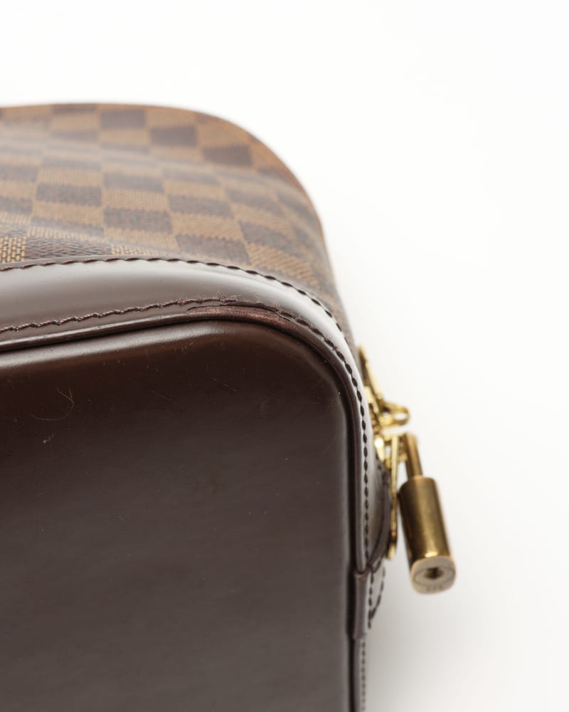 22714_c977ab79d0-807-27862_6-full