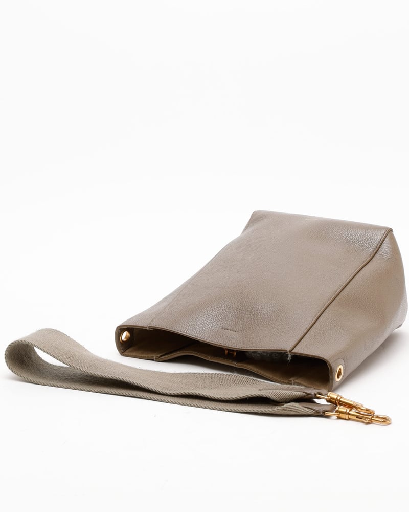 22871_c3ab12033a-808-48443_5-full