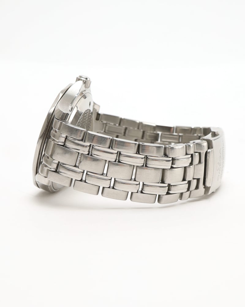 22922_c4f0d7d3bf-2250000364802_6-full