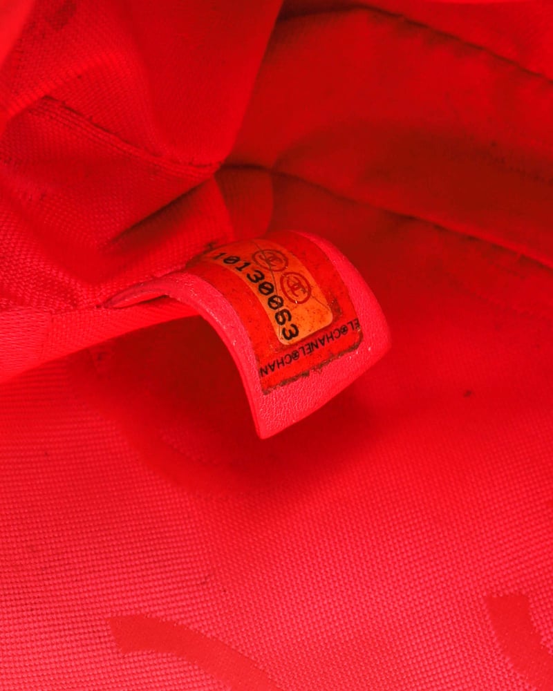 23025_b6b46e9f43-807-37254_12-full