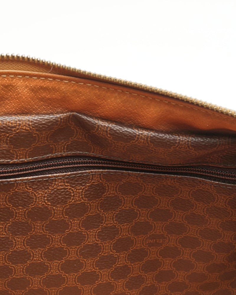 23321_69bc61d5cb-811-22026_14-full