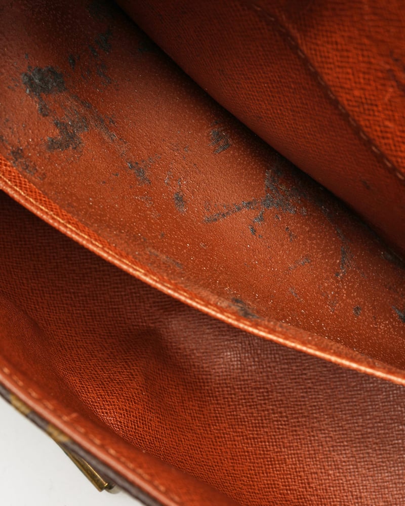 23368_e9a073cc5c-806-30509_13-full