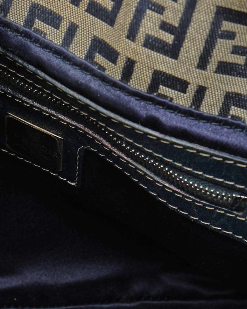 23676_856e7c441c_file-full