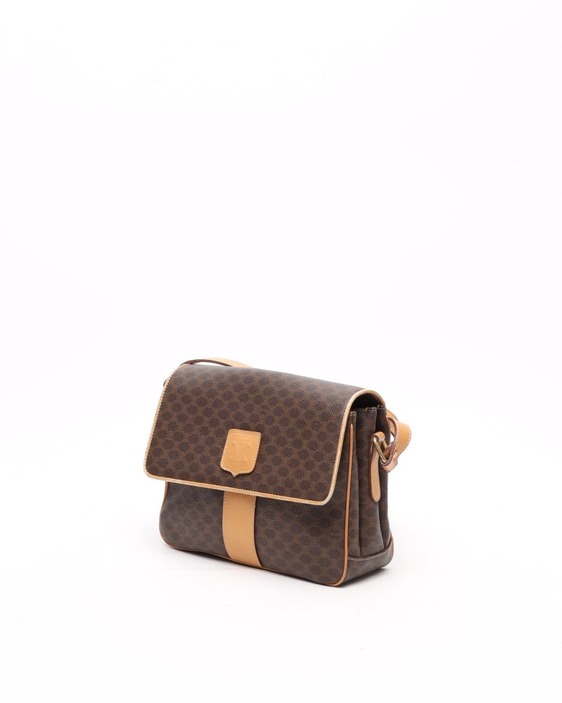 23702_696d89f4c0_file-full