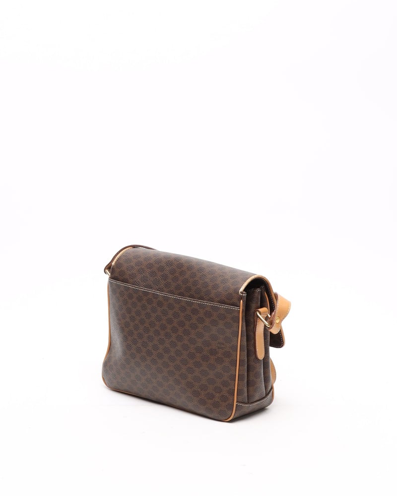 23702_6f6637363d_file-full