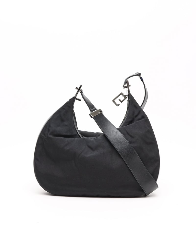 24083_371fb3bc07_file-full