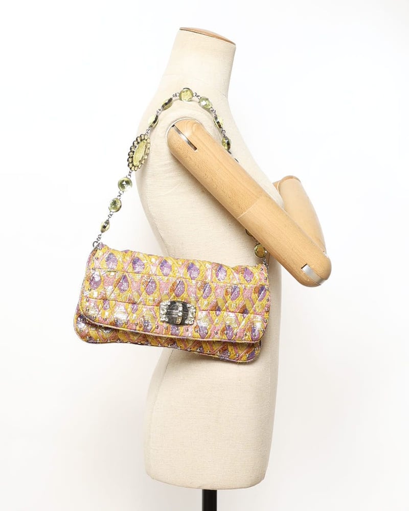 24386_59e4ad12ea_file-full