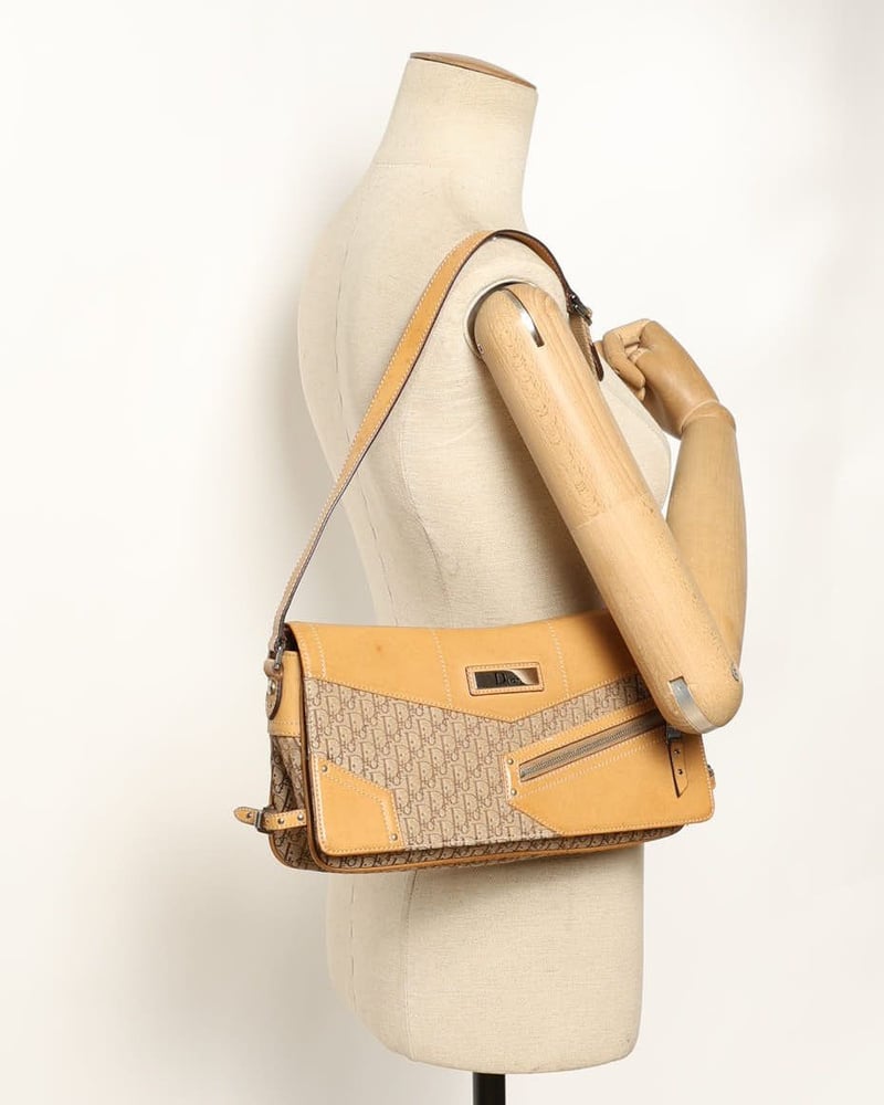 24650_6050a7bb25_file-full