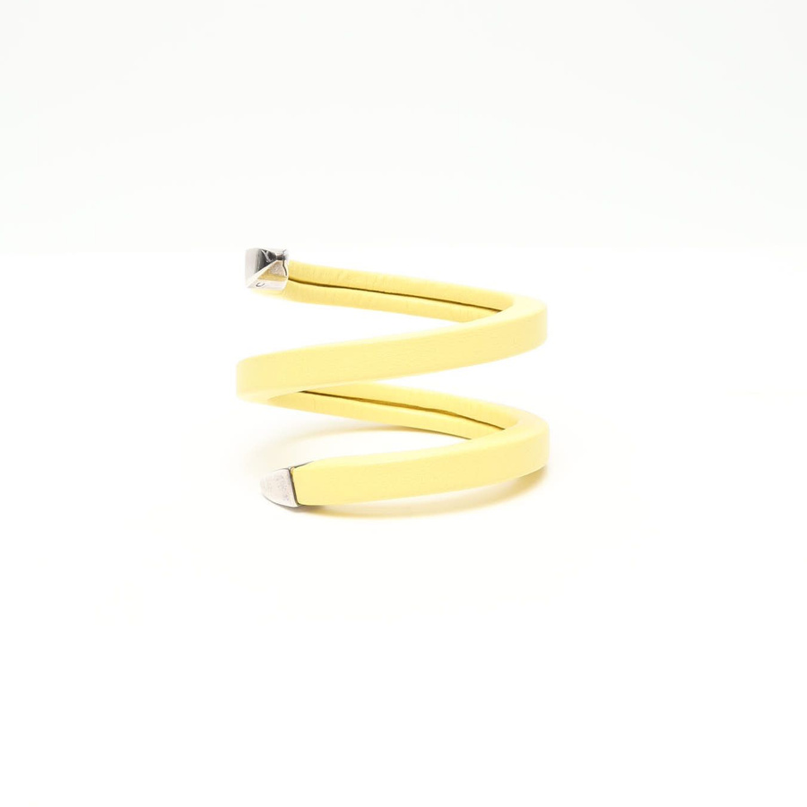 24691_e7b30b30eb_file-square