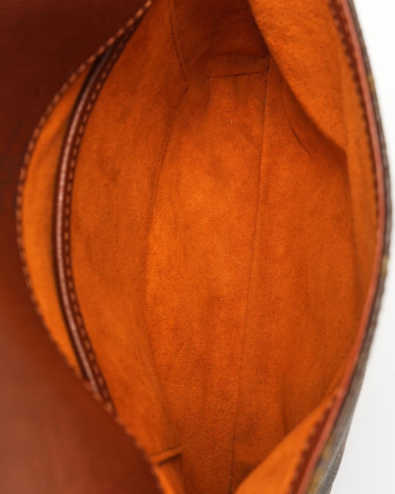 24893_4d9d7e4727_file-full