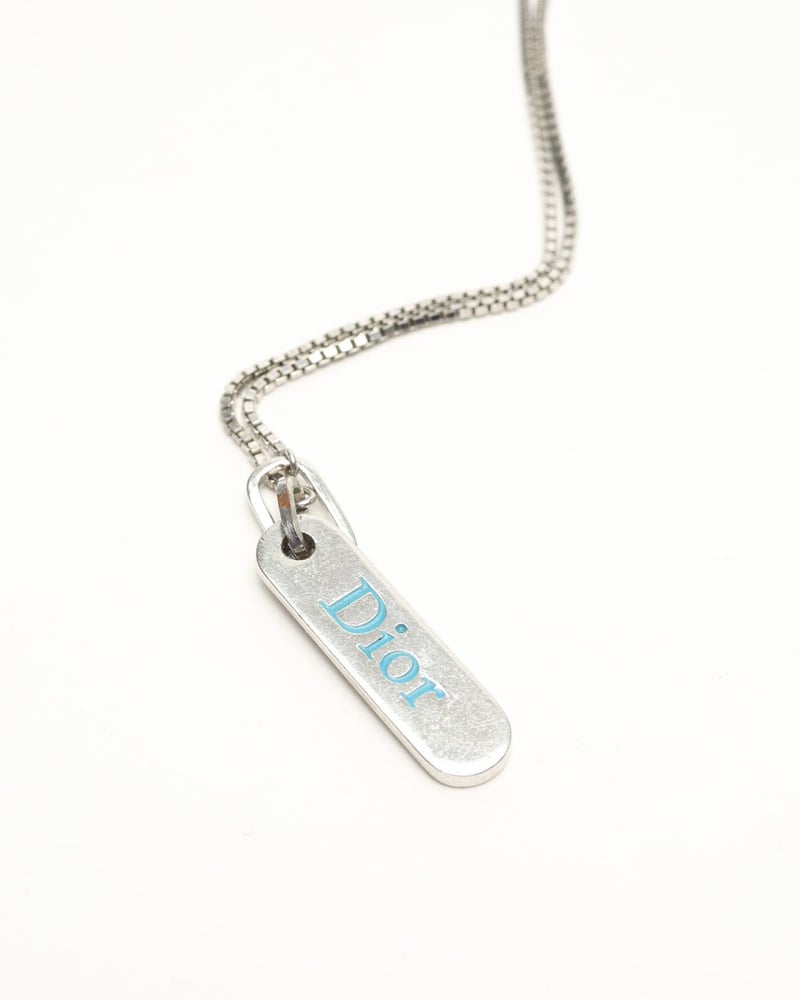 25591_c3124d4977_file-full