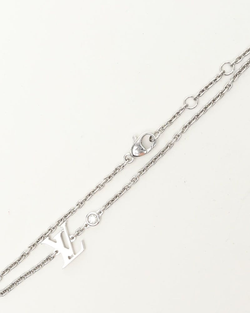 25749_117617505d_file-full