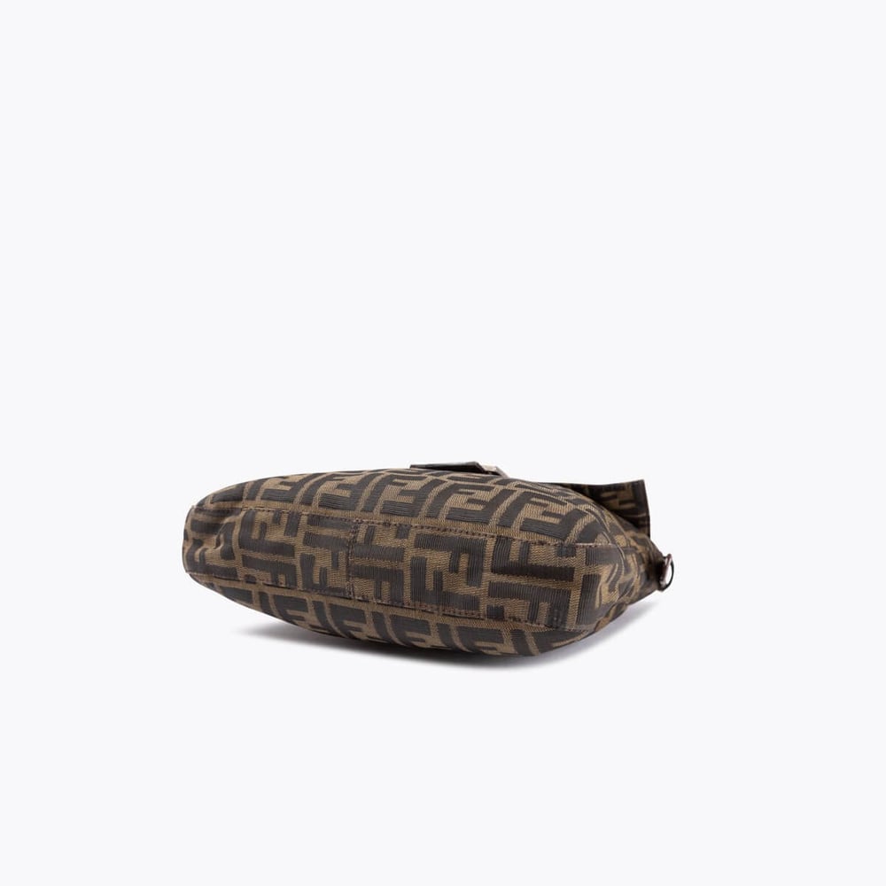 2756_b376086304-702-16652-448309-full