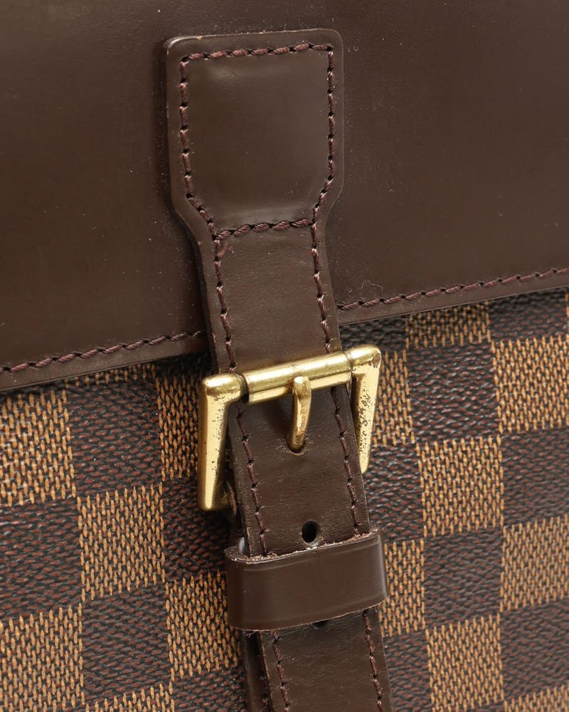 277_92ec92dc32_file-full