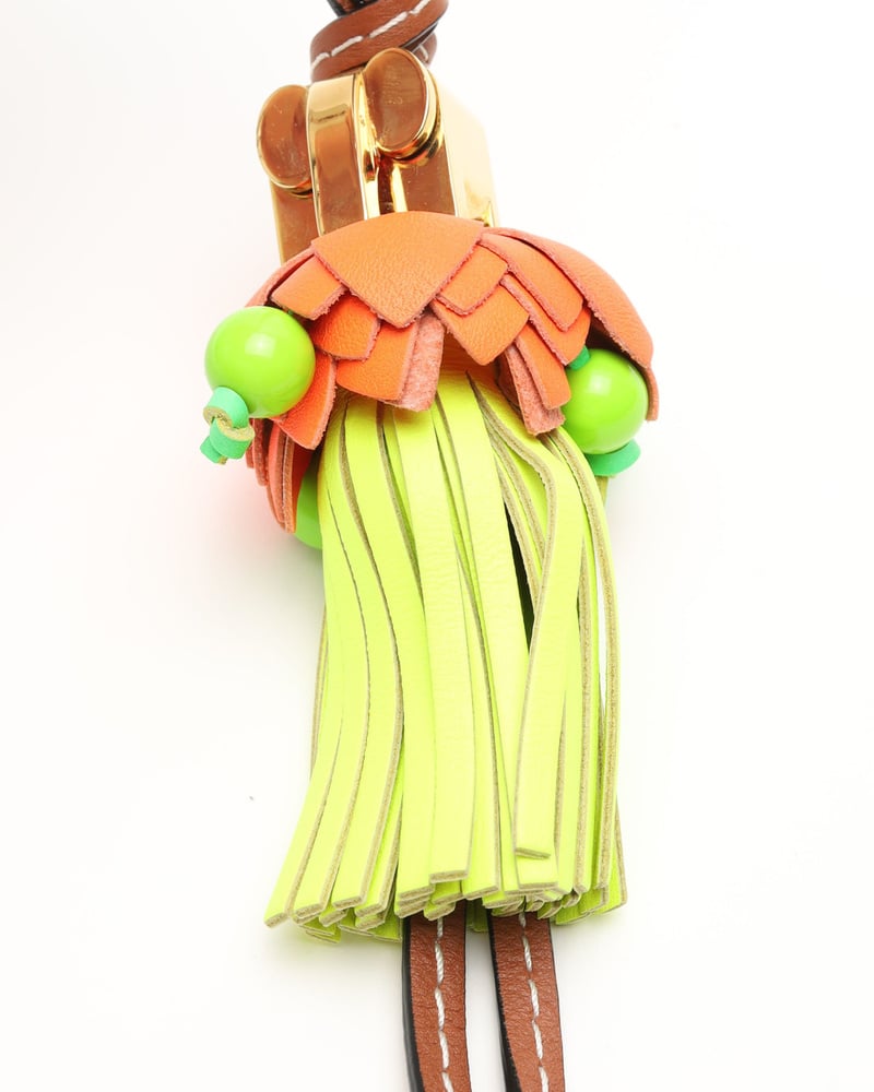 28033_578770c56a_file-full