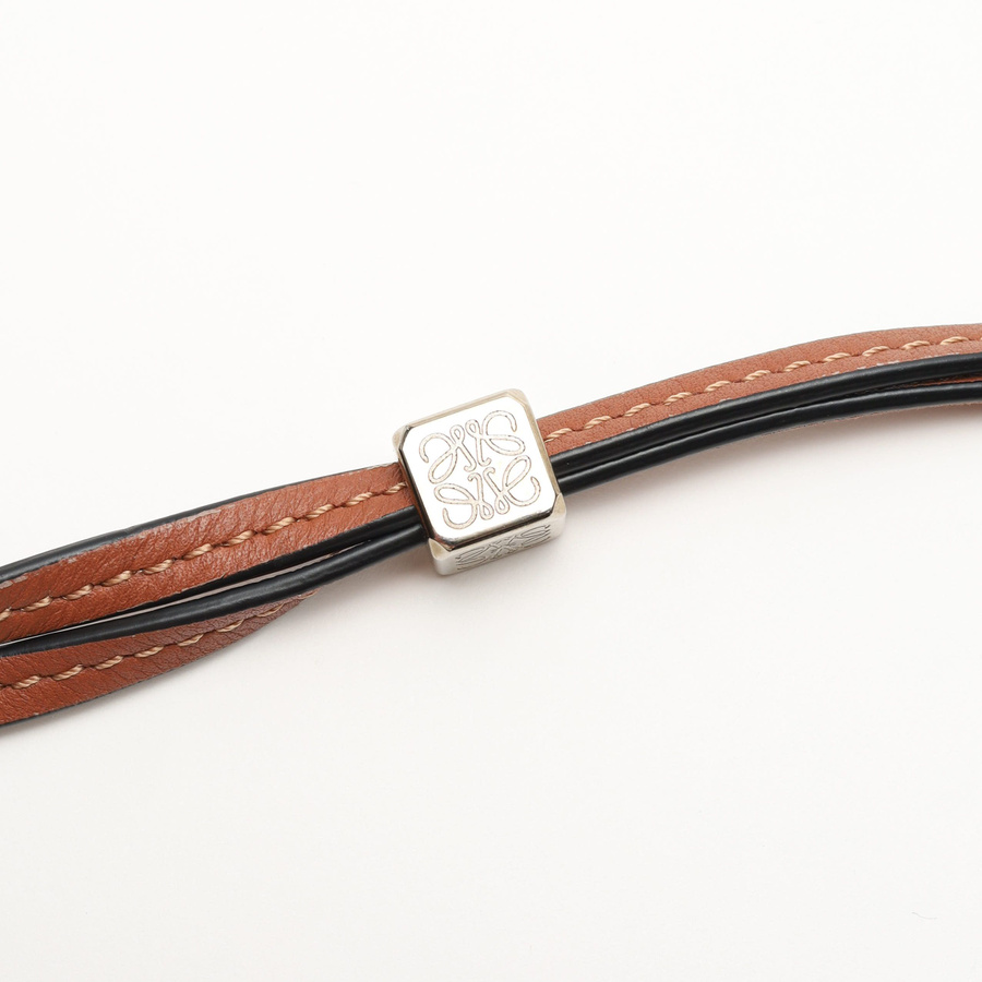 28057_21da8e7f0d_file-square