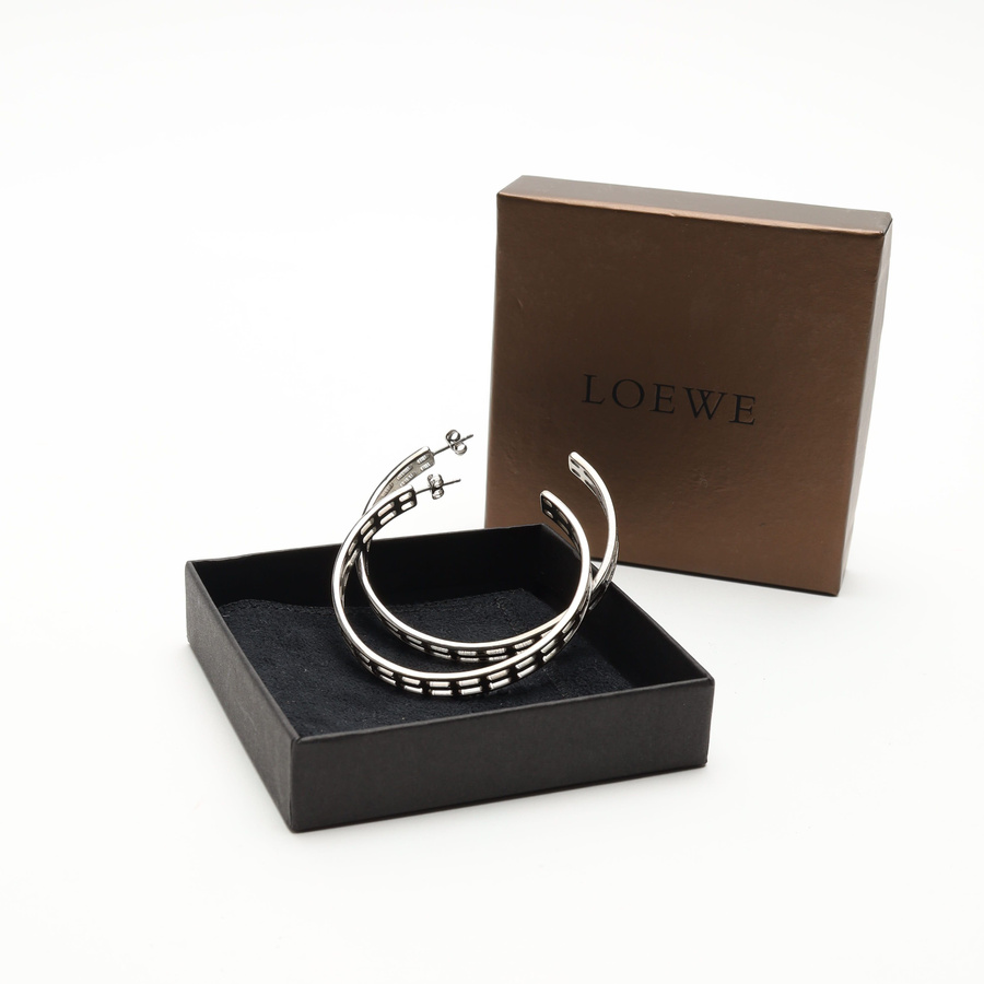 28059_2bde7d53f6_file-square