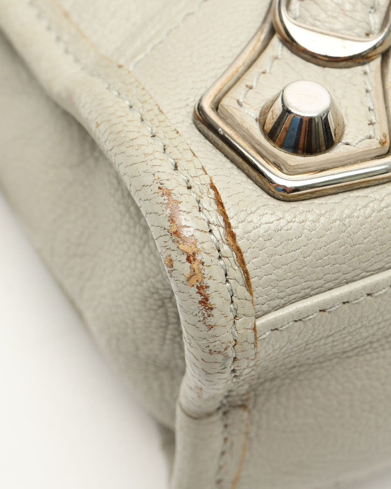 28120_f3a9f9c9cc_file-full