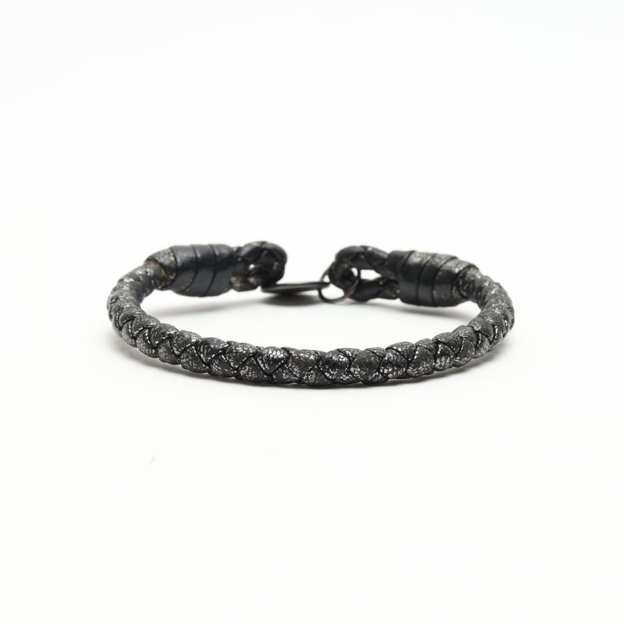 28158_3db416127e_file-square