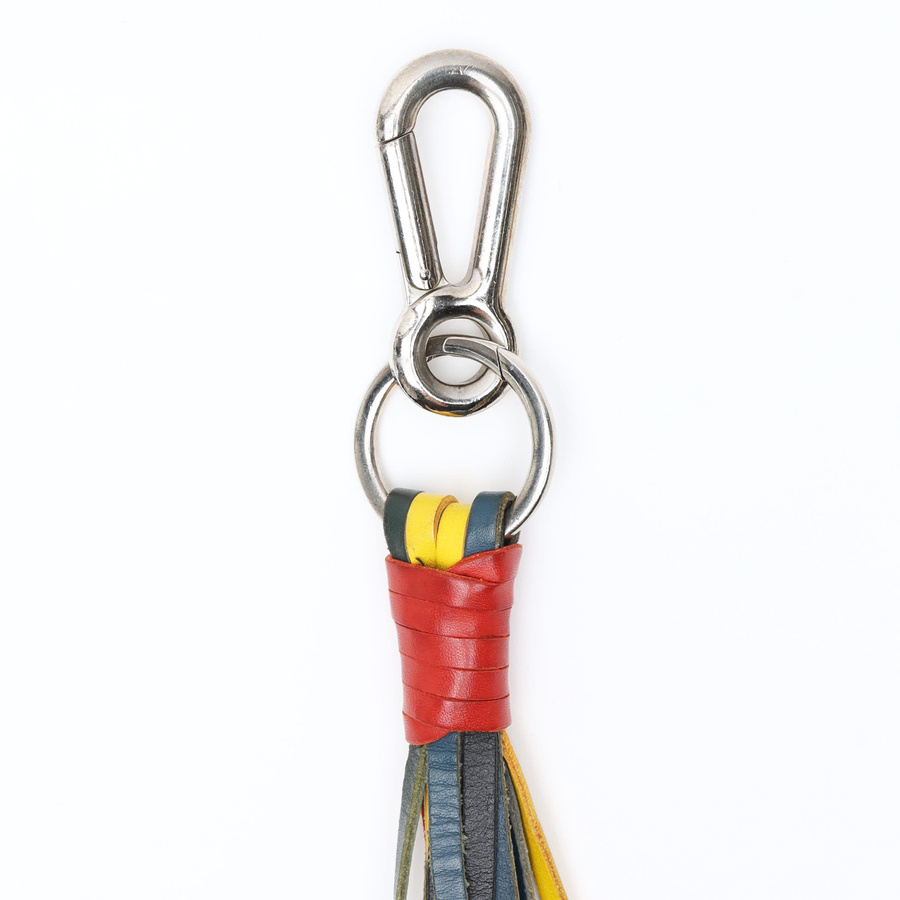 28911_aa30337760_file-square